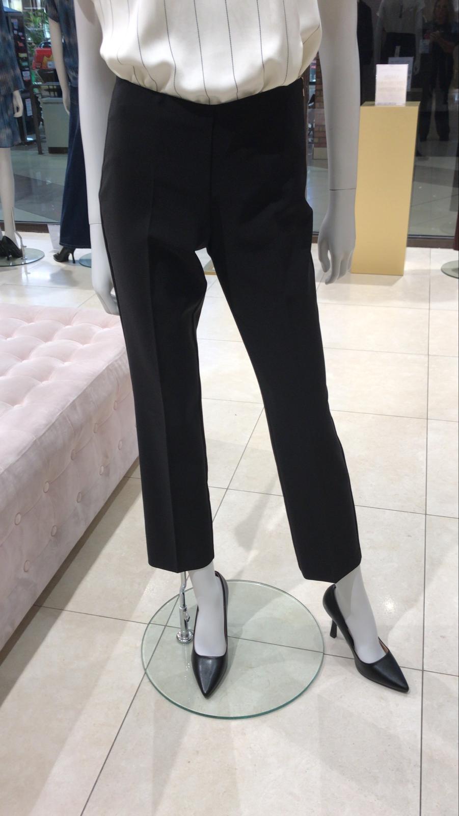 PANTALONE_IN_TESSUTO_BIELASTICO